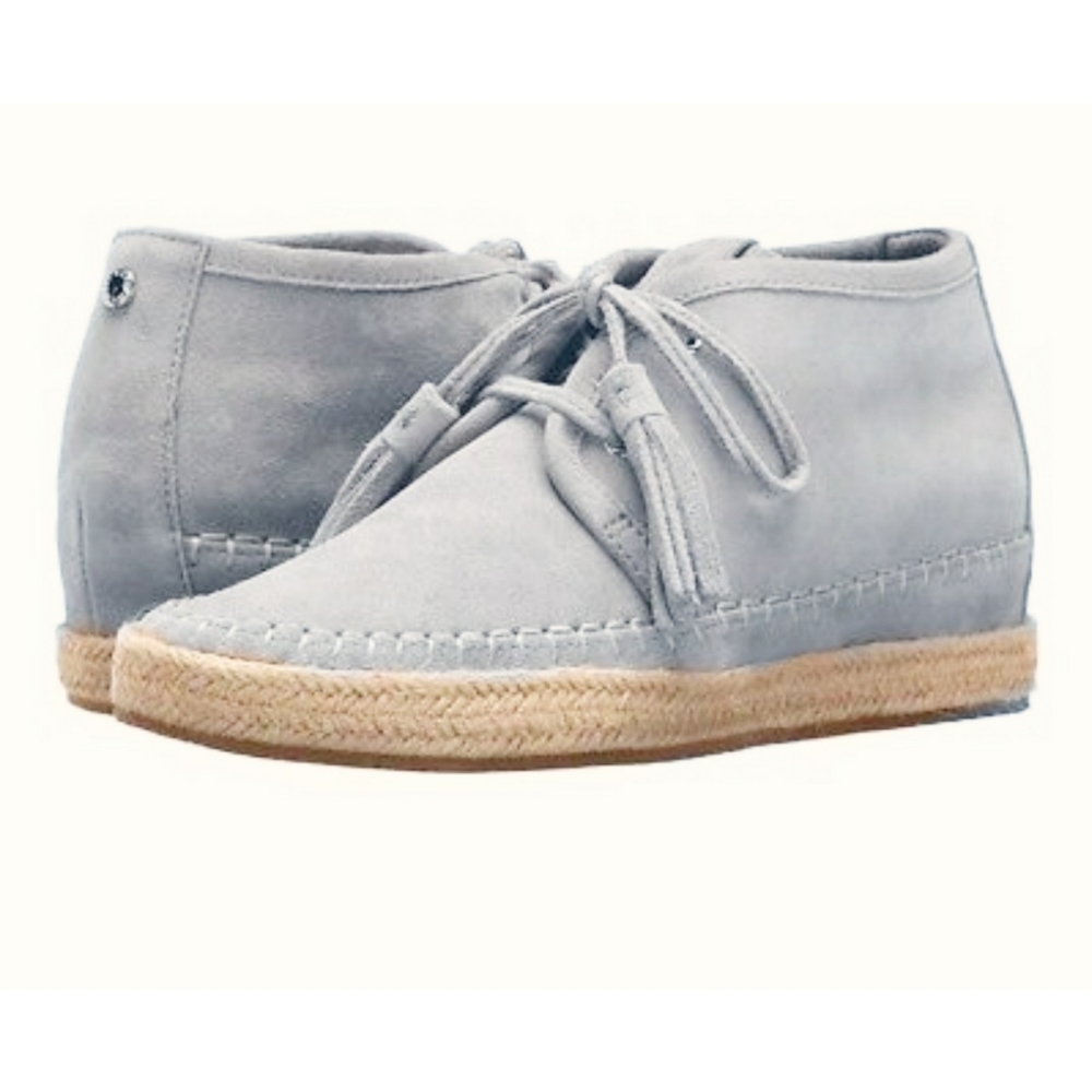 Michael Kors Kendrick hidden wedge tassel bootie